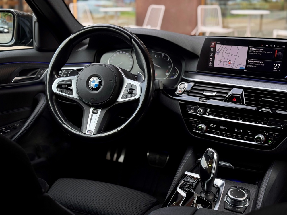 BMW 520 Рестайлинг — фото 10