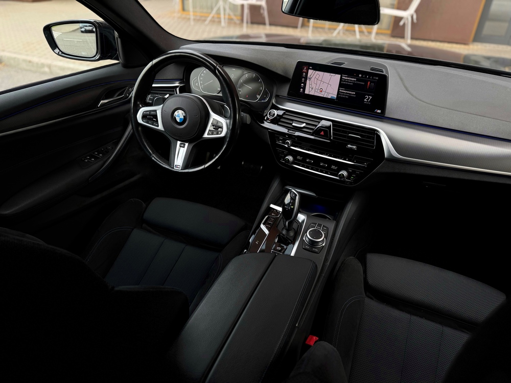 BMW 520 Рестайлинг — фото 12