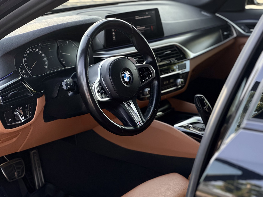 BMW 520d Рестайлинг — фото 3