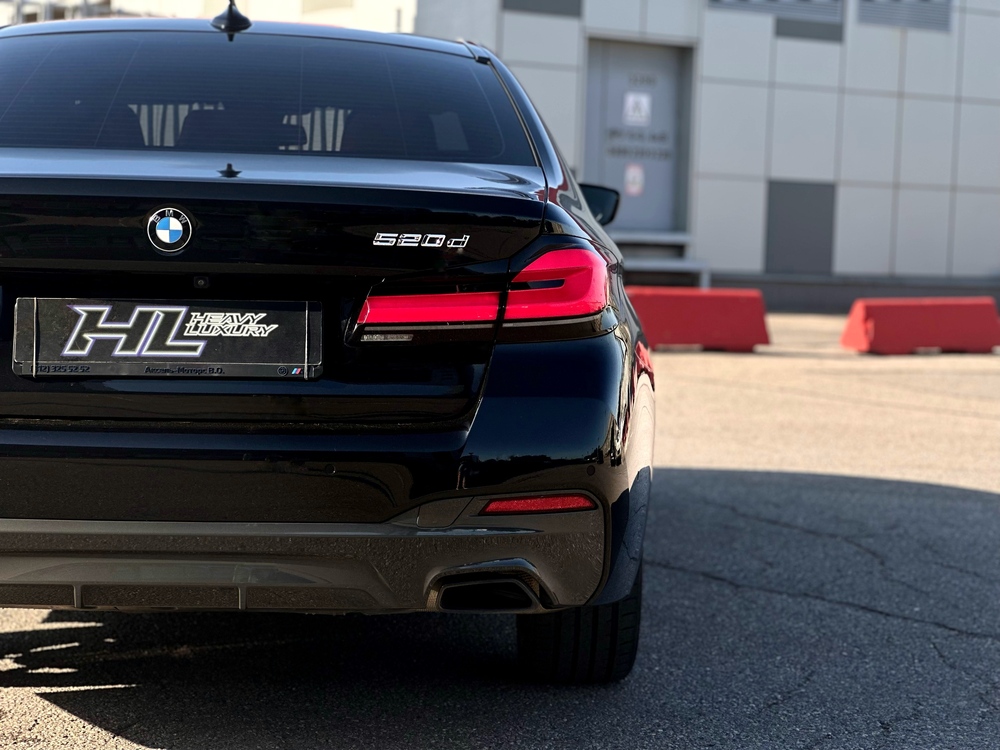 BMW 520d Рестайлинг — фото 12