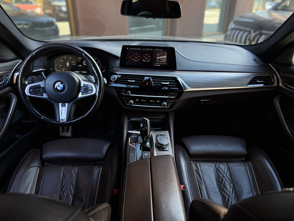 BMW 530d — фото 9