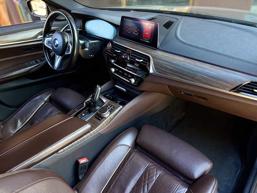 BMW 530d — фото 11